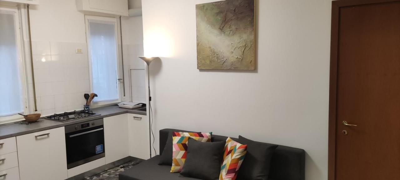 Melaverdeflat Porta Venezia-dateo Metro 4 Apartment *