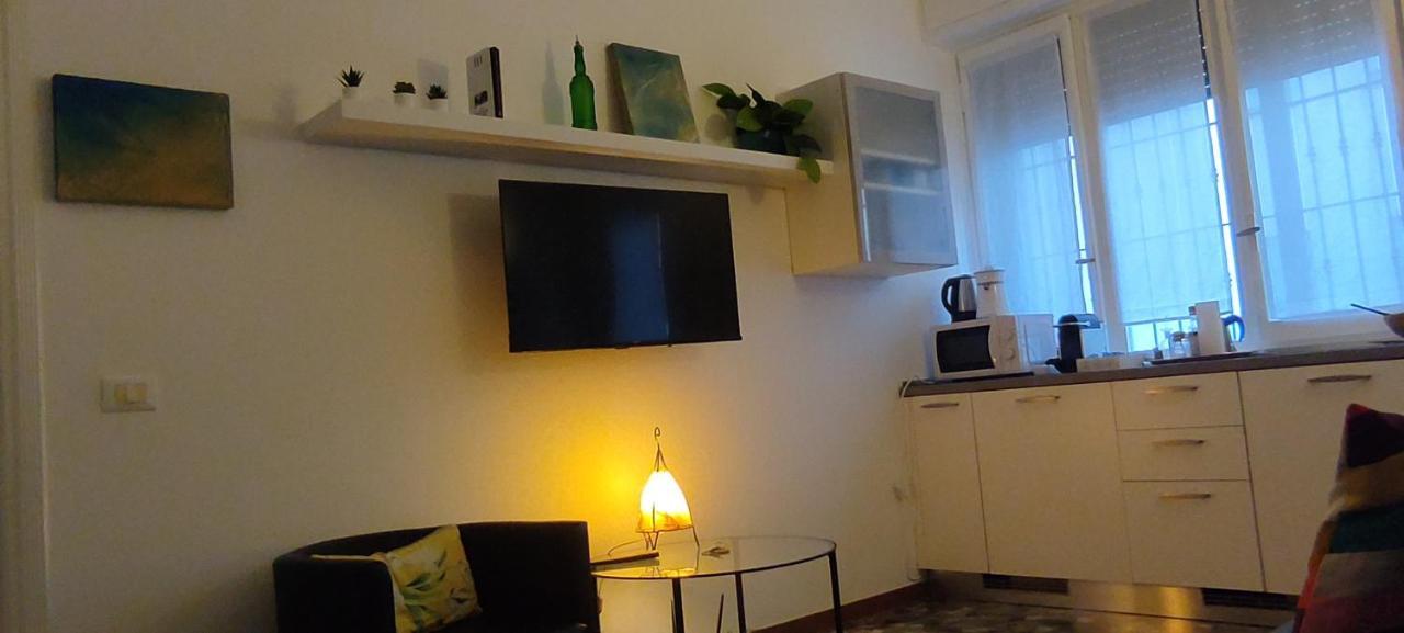Apartment Melaverdeflat Porta Venezia-dateo Metro 4 Milan